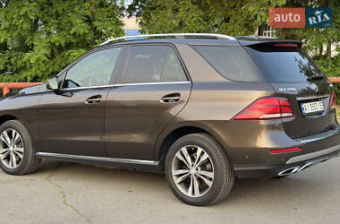 Внедорожник / Кроссовер Mercedes-Benz GLE-Class 2017 в 
