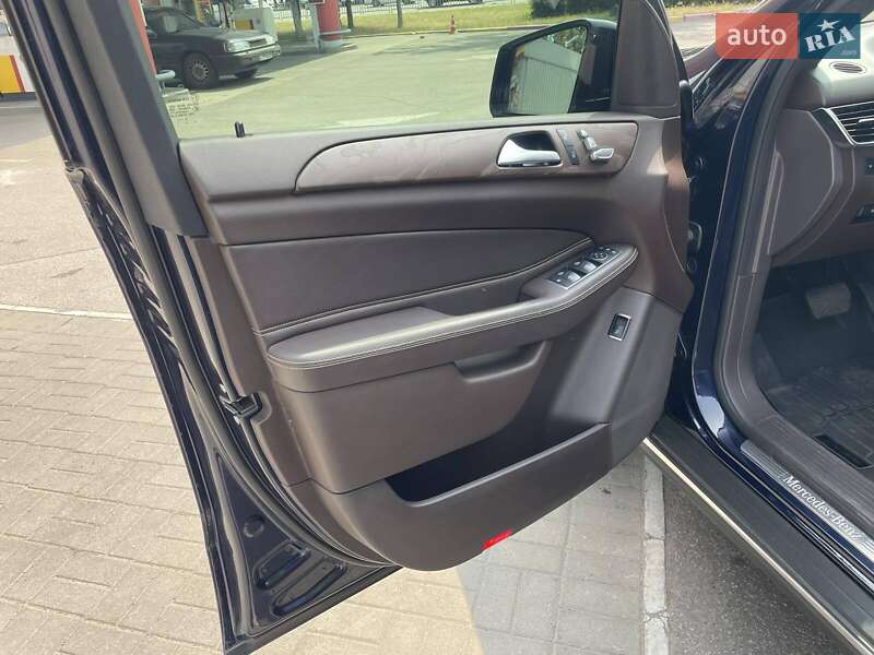 Внедорожник / Кроссовер Mercedes-Benz GLE-Class 2016 в Днепре