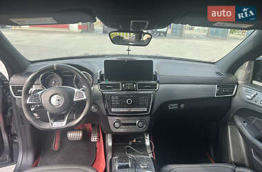 Внедорожник / Кроссовер Mercedes-Benz GLE-Class 2016 в 