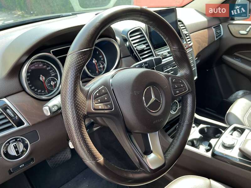 Внедорожник / Кроссовер Mercedes-Benz GLE-Class 2016 в Виннице