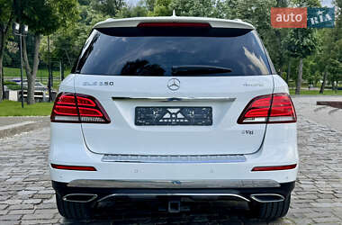 Внедорожник / Кроссовер Mercedes-Benz GLE-Class 2018 в 