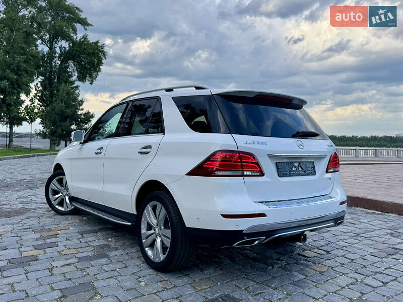 Внедорожник / Кроссовер Mercedes-Benz GLE-Class 2018 в Киеве