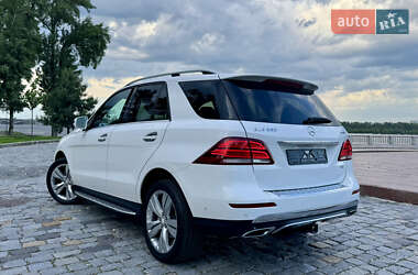 Внедорожник / Кроссовер Mercedes-Benz GLE-Class 2018 в 