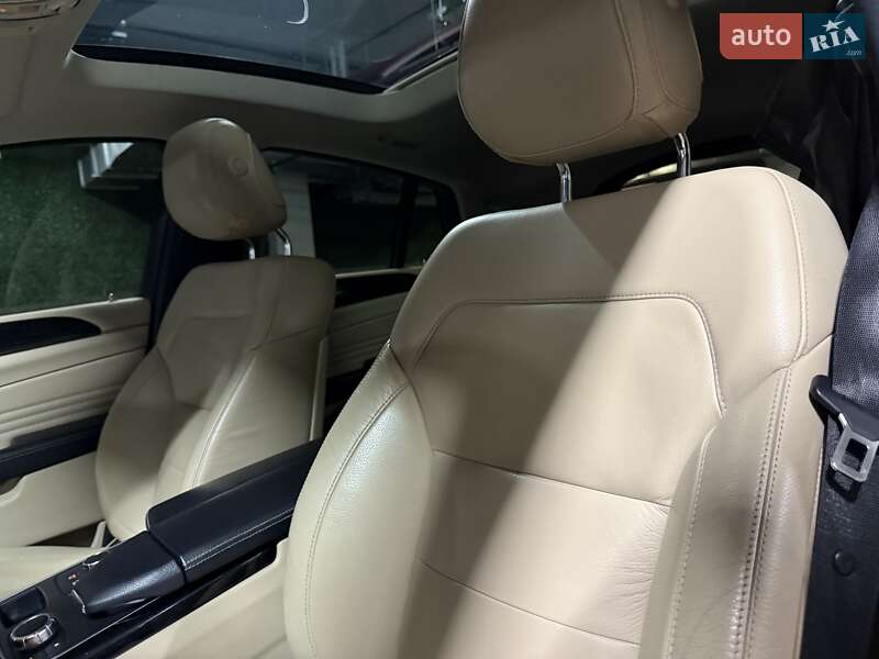 Позашляховик / Кросовер Mercedes-Benz GLE-Class 2015 в Києві
