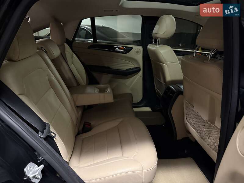 Позашляховик / Кросовер Mercedes-Benz GLE-Class 2015 в Києві