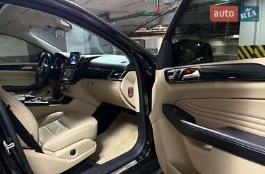 Внедорожник / Кроссовер Mercedes-Benz GLE-Class 2015 в 