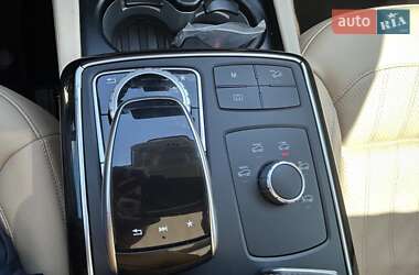 Внедорожник / Кроссовер Mercedes-Benz GLE-Class 2017 в 