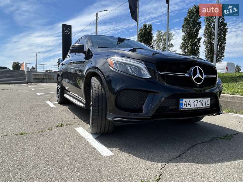 Внедорожник / Кроссовер Mercedes-Benz GLE-Class 2015 в Киеве