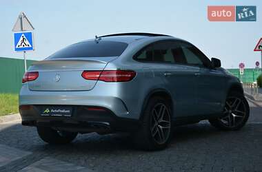Позашляховик / Кросовер Mercedes-Benz GLE-Class 2016 в 
