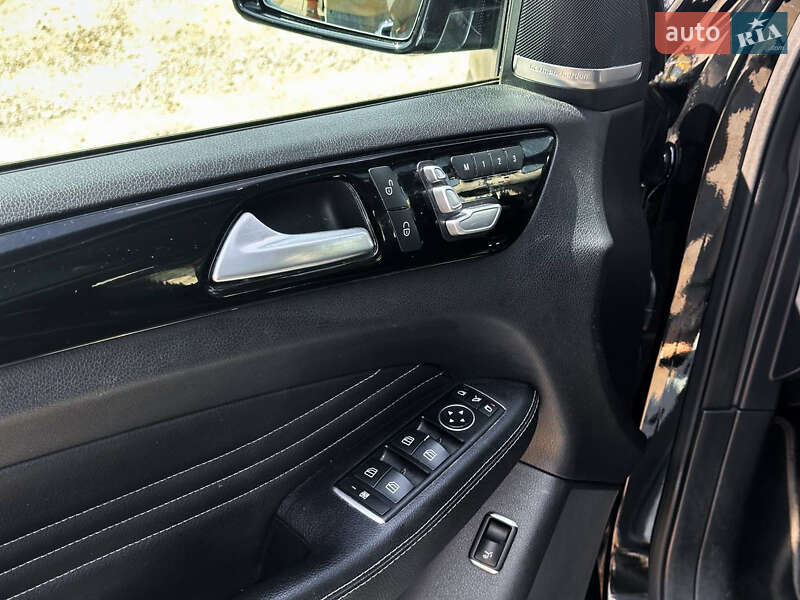 Внедорожник / Кроссовер Mercedes-Benz GLE-Class 2016 в Ужгороде