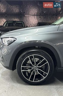 Внедорожник / Кроссовер Mercedes-Benz GLE-Class 2020 в 