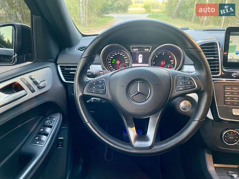 Внедорожник / Кроссовер Mercedes-Benz GLE-Class 2016 в Киеве