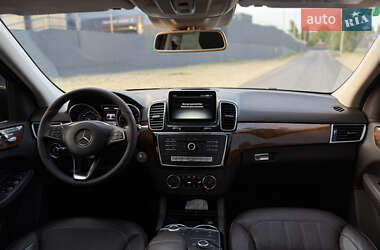 Внедорожник / Кроссовер Mercedes-Benz GLE-Class 2015 в 