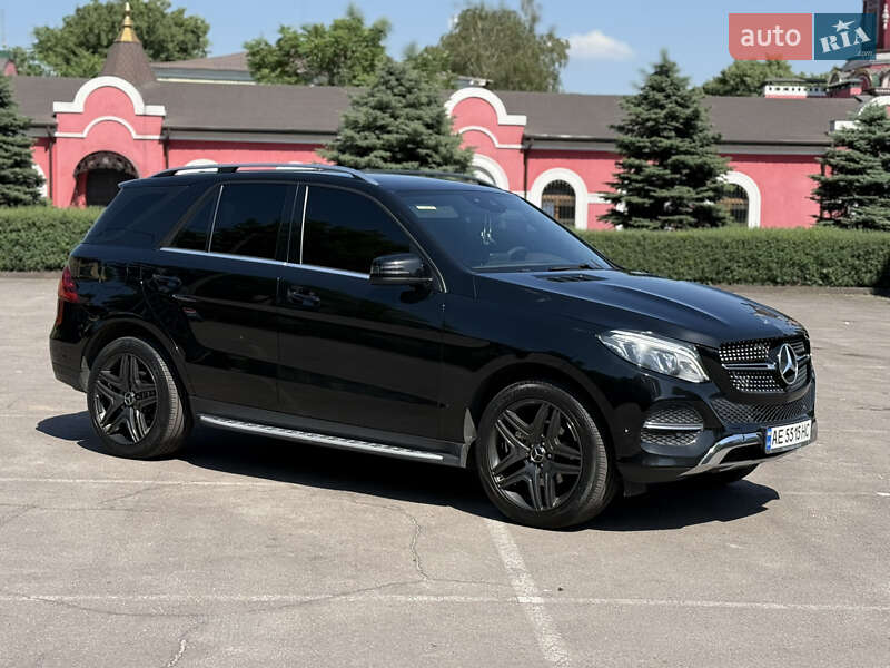 Внедорожник / Кроссовер Mercedes-Benz GLE-Class 2016 в Днепре