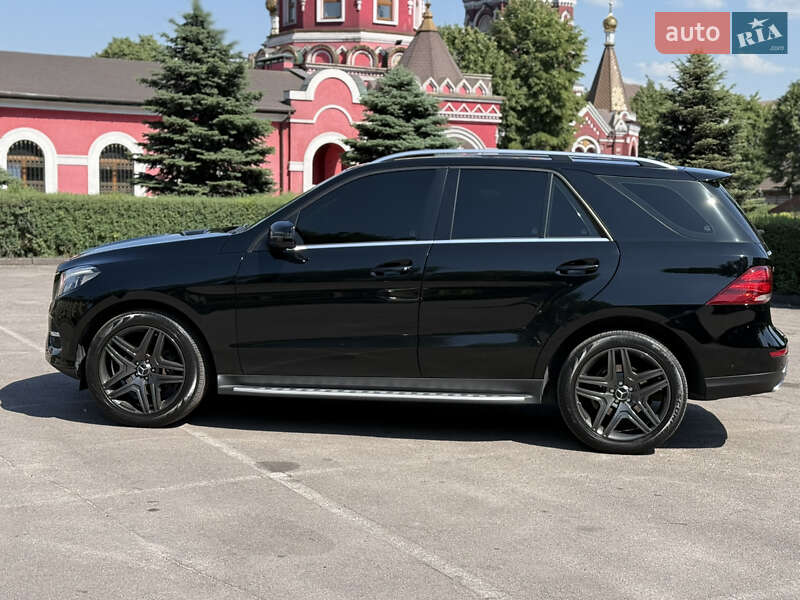 Внедорожник / Кроссовер Mercedes-Benz GLE-Class 2016 в Днепре