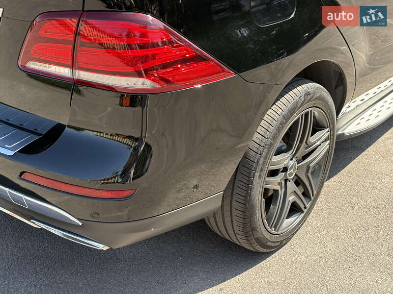 Внедорожник / Кроссовер Mercedes-Benz GLE-Class 2016 в Днепре