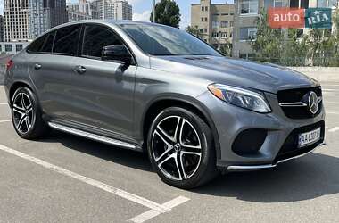 Внедорожник / Кроссовер Mercedes-Benz GLE-Class 2016 в 
