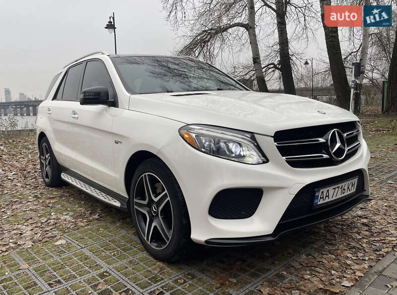 Внедорожник / Кроссовер Mercedes-Benz GLE-Class 2017 в Киеве