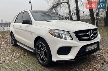 Внедорожник / Кроссовер Mercedes-Benz GLE-Class 2017 в 