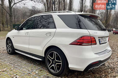 Внедорожник / Кроссовер Mercedes-Benz GLE-Class 2017 в 