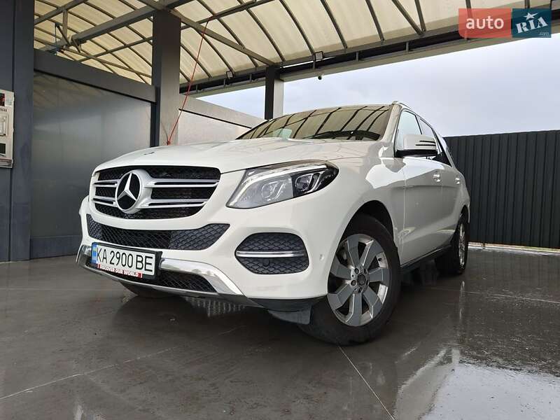 Внедорожник / Кроссовер Mercedes-Benz GLE-Class 2016 в Киеве