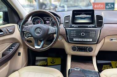 Внедорожник / Кроссовер Mercedes-Benz GLE-Class 2017 в 