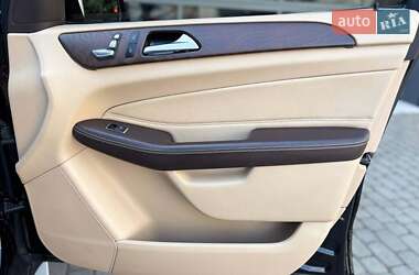 Внедорожник / Кроссовер Mercedes-Benz GLE-Class 2017 в 