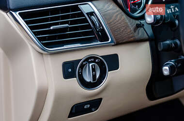 Внедорожник / Кроссовер Mercedes-Benz GLE-Class 2015 в 
