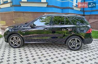 Внедорожник / Кроссовер Mercedes-Benz GLE-Class 2017 в 