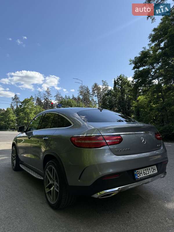 Внедорожник / Кроссовер Mercedes-Benz GLE-Class 2015 в Киеве