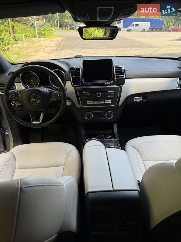 Внедорожник / Кроссовер Mercedes-Benz GLE-Class 2015 в Киеве