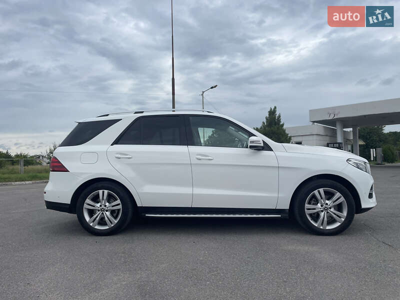 Внедорожник / Кроссовер Mercedes-Benz GLE-Class 2016 в Виннице