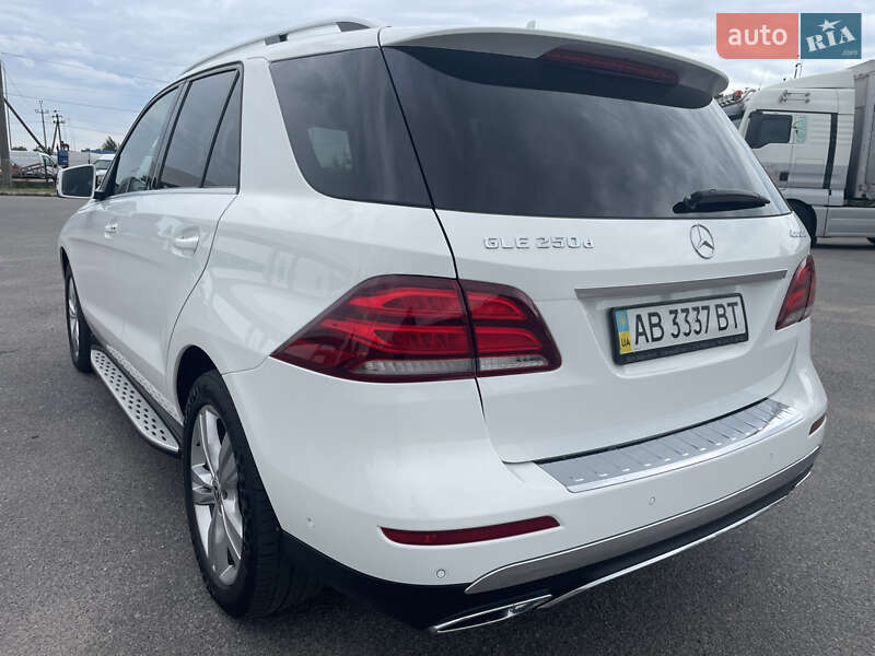 Внедорожник / Кроссовер Mercedes-Benz GLE-Class 2016 в Виннице