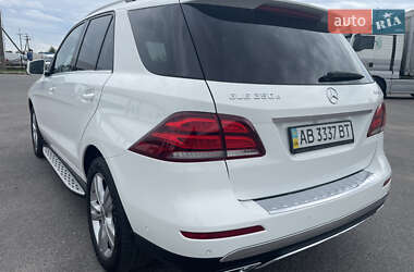 Внедорожник / Кроссовер Mercedes-Benz GLE-Class 2016 в 