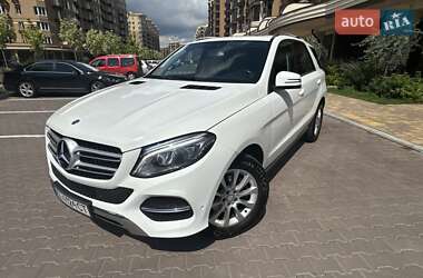 Внедорожник / Кроссовер Mercedes-Benz GLE-Class 2015 в 