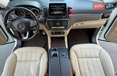 Внедорожник / Кроссовер Mercedes-Benz GLE-Class 2018 в 