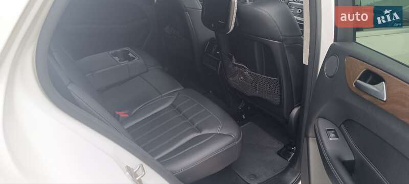 Внедорожник / Кроссовер Mercedes-Benz GLE-Class 2016 в Одессе