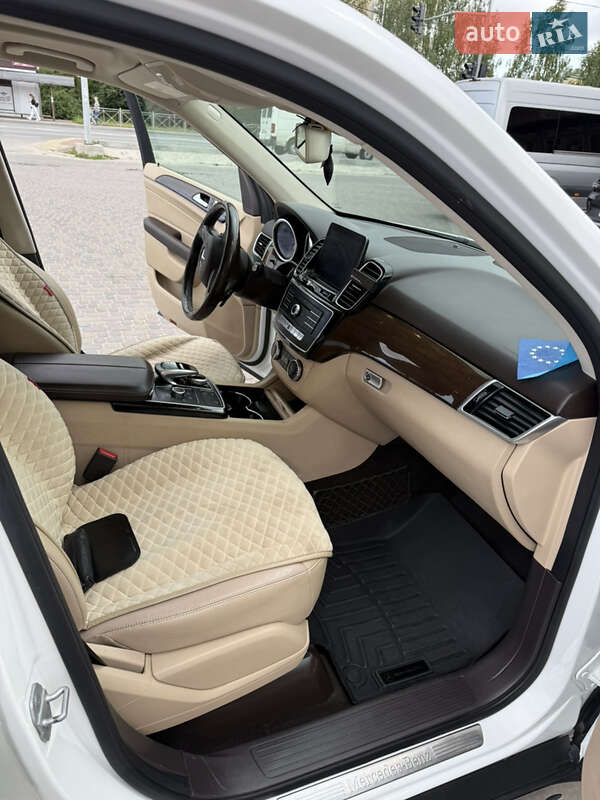 Внедорожник / Кроссовер Mercedes-Benz GLE-Class 2016 в Тернополе