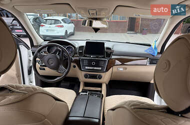 Внедорожник / Кроссовер Mercedes-Benz GLE-Class 2016 в 