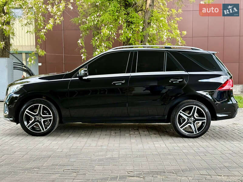 Внедорожник / Кроссовер Mercedes-Benz GLE-Class 2017 в Днепре