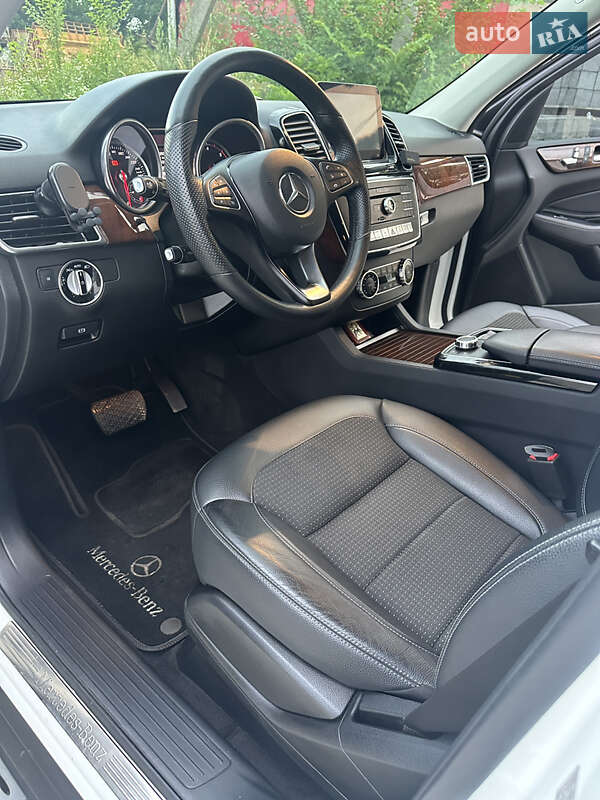 Позашляховик / Кросовер Mercedes-Benz GLE-Class 2017 в Снятині