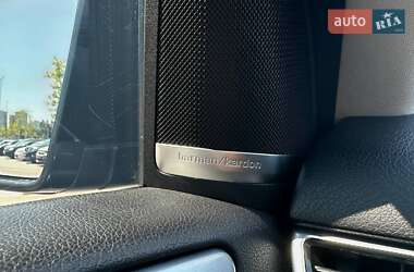 Внедорожник / Кроссовер Mercedes-Benz GLE-Class 2016 в 