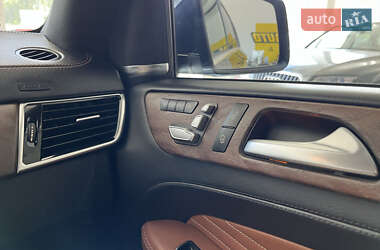 Внедорожник / Кроссовер Mercedes-Benz GLE-Class 2016 в 