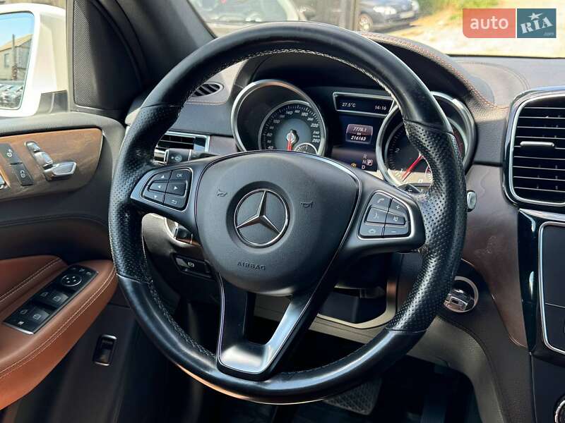 Внедорожник / Кроссовер Mercedes-Benz GLE-Class 2016 в Киеве
