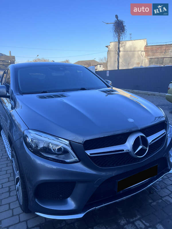 Внедорожник / Кроссовер Mercedes-Benz GLE-Class 2016 в Ивано-Франковске