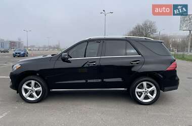 Внедорожник / Кроссовер Mercedes-Benz GLE-Class 2018 в 