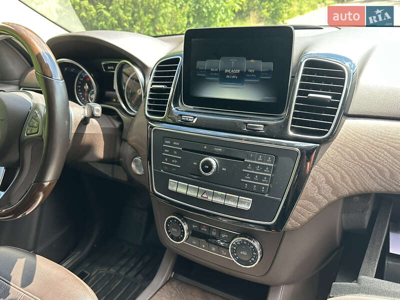 Внедорожник / Кроссовер Mercedes-Benz GLE-Class 2017 в Ровно