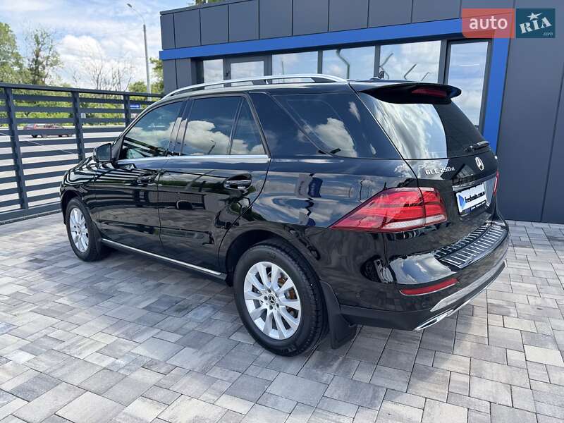 Внедорожник / Кроссовер Mercedes-Benz GLE-Class 2018 в Ровно