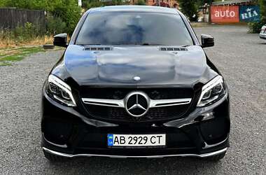 Позашляховик / Кросовер Mercedes-Benz GLE-Class 2016 в 