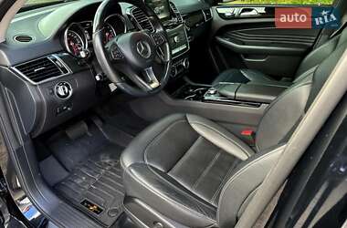 Позашляховик / Кросовер Mercedes-Benz GLE-Class 2016 в 